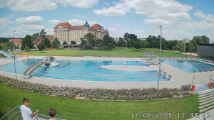 Městská plovárna Louka - Bazén - 17.6.2025 v 12:45