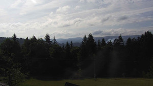Horský hotel Čarták na Soláni - Panorama Javorníků - 17.6.2025 v 07:50